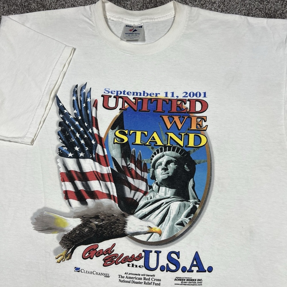 Vintage 2001 September 11 United We Stand God Bless The U.S.A. T-Shirt XL 9/11